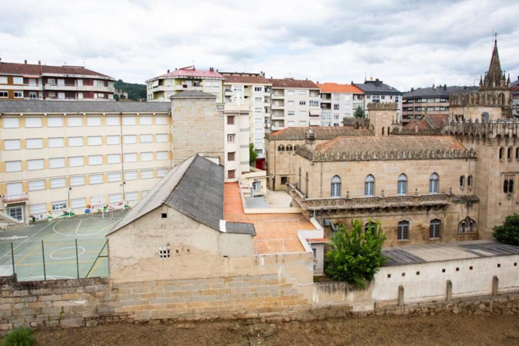 Piso Luminoso Y Tranquilo En Ourense Lejlighed Eksteriør billede